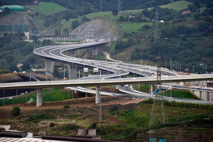 Euskal herritar bakoitzak, batez beste, 43.200 metro karratu lur beharko lituzke bere beharrak asetzeko. (Luis JAUREGIALTZO | FOKU)