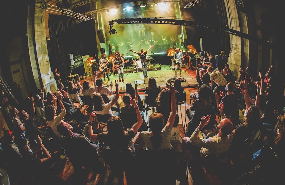 Por primera vez en casi tres meses, el público asisitió a un concierto en directo. (Gaizka PEÑAFIEL) Por primera vez en casi tres meses, el público asisitió a un concierto en directo. (Gaizka PEÑAFIEL)