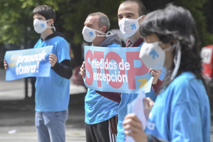 Sareren ekimen ibiltariaren aurkezpena, gaur Iruñean. (Idoia ZABALETA | FOKU)