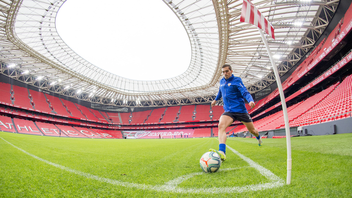 Córdoba durante el entrenamiento en San Mamés. (@AthleticClub)