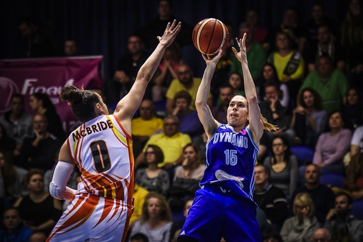 Típica imagen de Anna Cruz, durante su estancia en el Dynamo Kursk. (FIBA BASKETBALL)