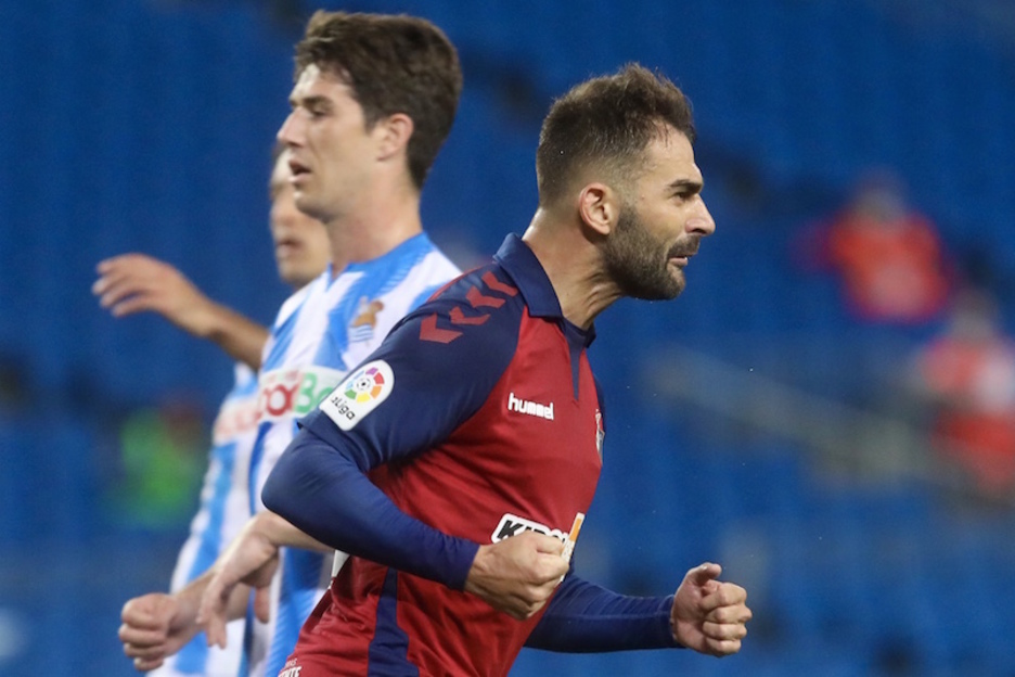 En ausencia de Torres, Adrián transformó el penalti.