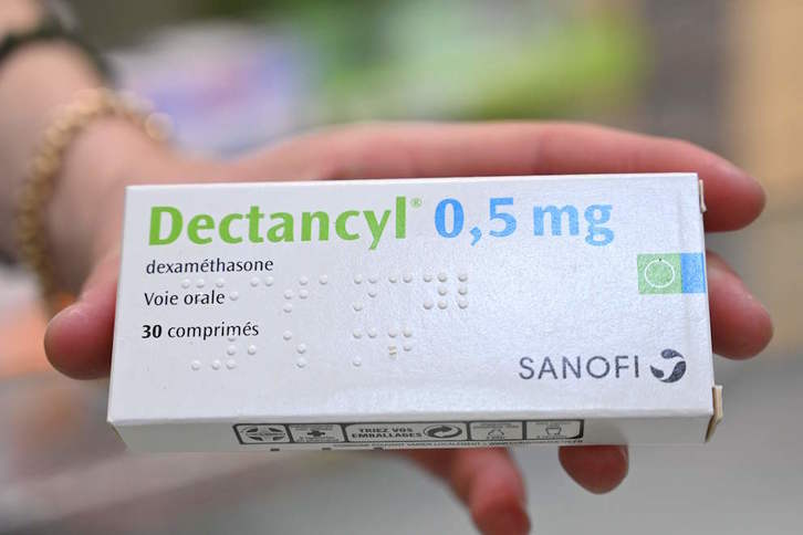 Una caja de Dectancyl, medicamento que contiene dexametasona. (Bertrand GUAY/AFP)