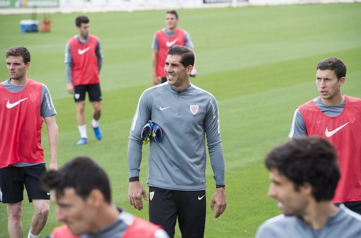 Iraizoz, en uno de sus últimos entrenamientos con el Athletic (Luis JAUREGIALTZO / FOKU)