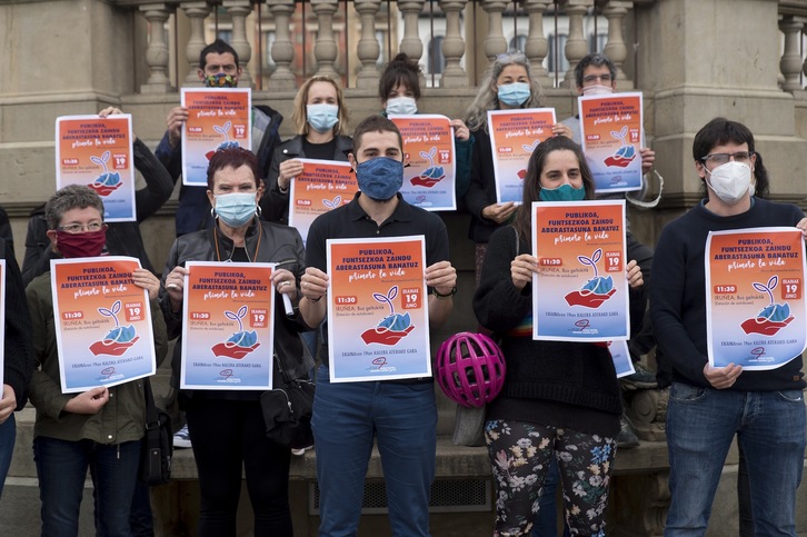 La Carta de Derechos Sociales llama a la movilización. (Iñigo URIZ/FOKU)