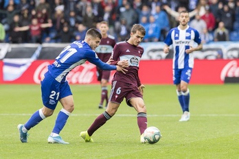Martin Agirregabiria eta Denis Suarez, Mendizorrotzako neurketan. (Juanan RUIZ / FOKU)