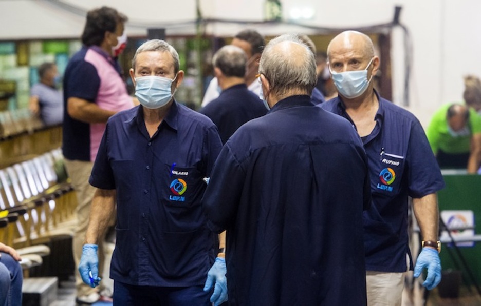 Ez dute hasiera ona izan artekariek (Luis JAUREGIALTZO / FOKU)