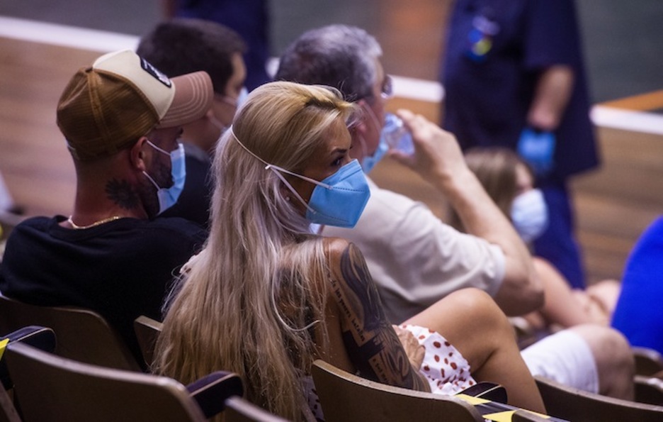 Ikusleek ere maskarilla jantzita egon behar izan dute (Luis JAUREGIALTZO / FOKU)