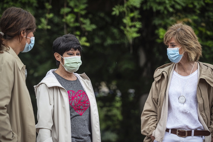 Maddalen Iriarte y otras candidatas de EH Bildu. (Aritz LOIOLA | FOKU)