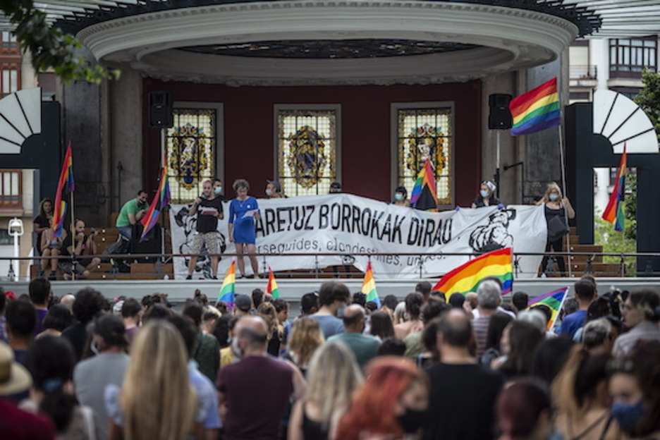 Bilbon, manifestuaren irakurketan. (Aritz LOIOLA/FOKU)