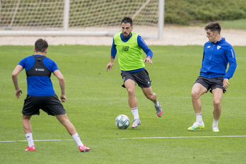 Beñat durante el entrenamiento de este lunes en Lezama. (@AthleticClub)