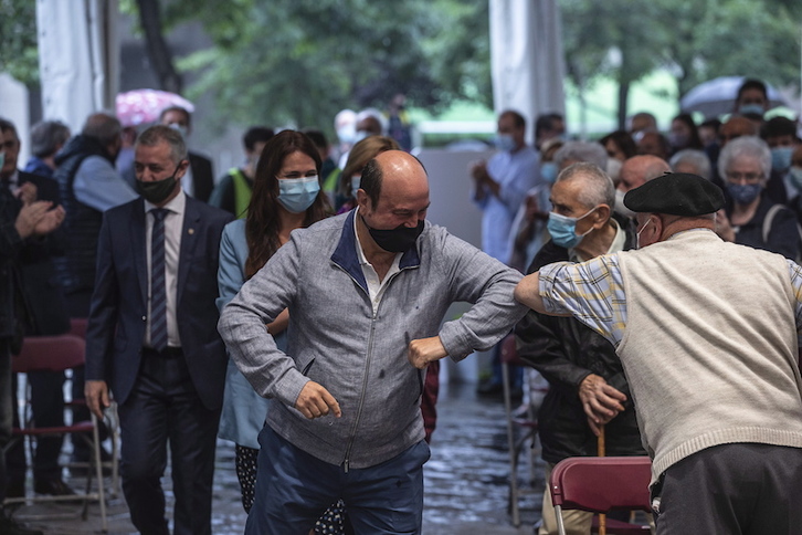 Ortuzar, en un mitin en Basauri. (Aritz LOIOLA | FOKU)