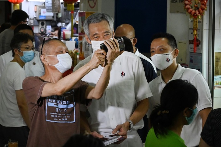 Lee Hsien Loong lehen ministroa, hauteskunde kanpainan. (Roslan RAHMAN/AFP) 