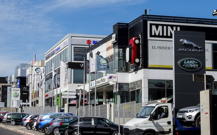 El Plan Renove de Lakua arrancará el 1 junio con las mismas ayudas que en 2020. (Luis JAUREGIALTZO/FOKU)