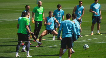 Mendilibar volverá a introducir muchos cambios para que el cansancio no se deje notar. (SD Eibar)