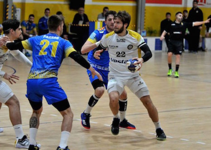 Héctor González regresa a la Asobal de la mano de Helvetia Anaitasuna. (ANAITASUNA)