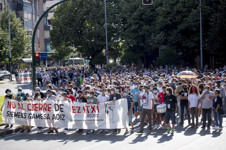  Manifestación de los trabajadores de Siemens-Gamesa contra el cierre de la planta de Agoitz. (Iñigo URIZ/FOKU)