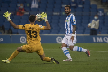 Willian José ha tenido el gol de la victoria en este disparo que ha tapado bien Bono. (Juan Carlos RUIZ/FOKU)