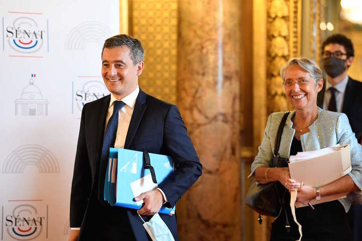 El ministro Darmanin, en las instalaciones del Senado francés. (Bertand GUAY / AFP)