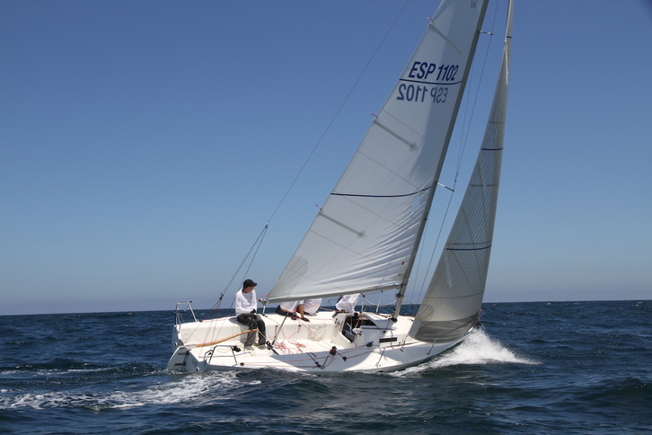 El «Freus» de Christian Jauregi es segundo en la clase J80. (NAIZ)