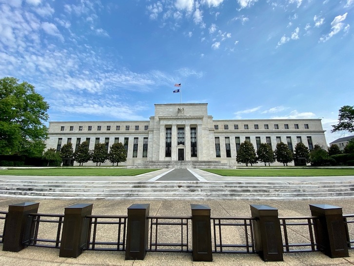 Edificio de la Reserva Federal de EEUU, en Washington. (Daniel SLIM | AFP)