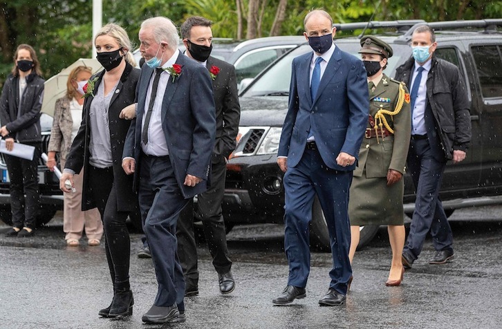 Micheál Martin, primer ministro de Irlanda, asistiendo al funeral por John Hume. (Paul FAITH/AFP)