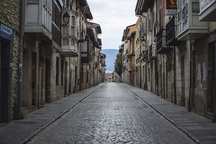 Calles del centro de Agurain. (Aritz LOIOLA/FOKU)