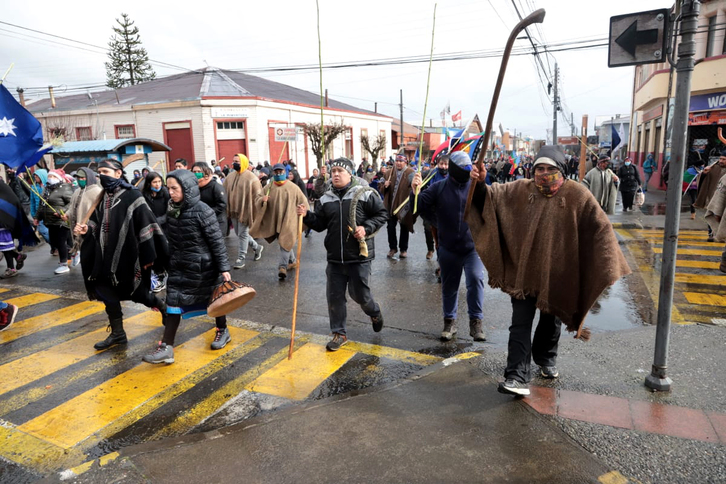 Mapuches, durante una protesta el domingo en Curacautin. (Martin BERNETTI/AFP)