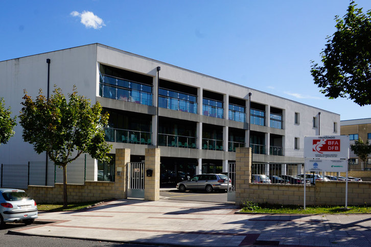Exterior de la residencia Truiuondo de Zamudio. (NAGUSPEA)