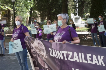 Protesta laboral de trabajadoras de residencias de Gipuzkoa. (Juan Carlos RUIZ / FOKU) 