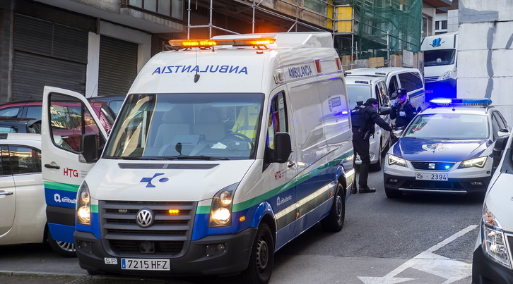 ESK denuncia la falta de recursos a nivel de Emergencias que existen en Osakidetza. (Luis JAUREGIALTZO/FOKU)