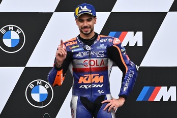 Oliveira, feliz en el podio de Spielberg (Joe KLAMAR / AFP)