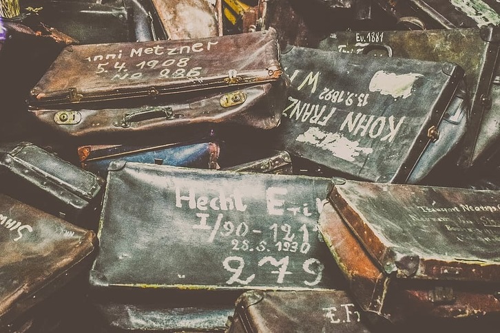 Dozenaka mila herritar atera ziren Austriatik, Holokaustotik ihesi