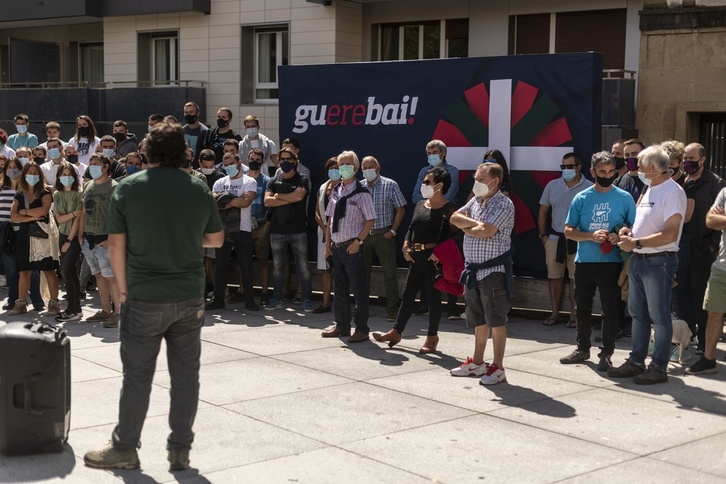 Concentración en apoyo a Unai Etxebarria, el pasado 30 de agosto en Algorta. (Jaizki FONTANEDA/FOKU)