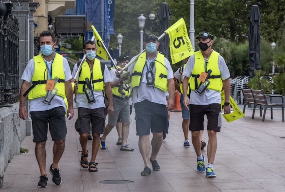 Antolatzaileak, lanerako prest (Jon URBE / FOKU)