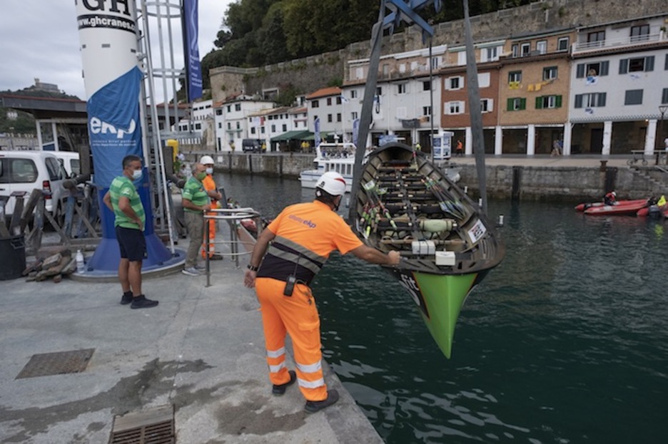 Traineruak remolkearekin uretaratzen (Jon URBE / FOKU)