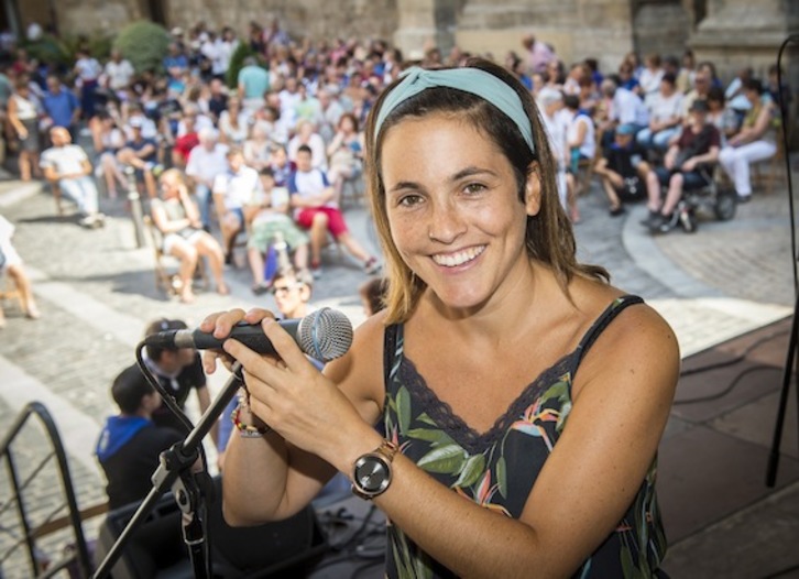 Oihana Bartra saio tematikoetan parte hartuko duen bertsolarietako bat da. (Marisol RAMIREZ/FOKU)