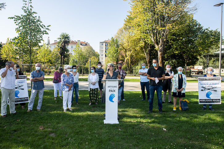 Bake Bidea eta Bakegileen agerraldia, gaur goizean, Baionan. (Guillaume FAUVEAU)