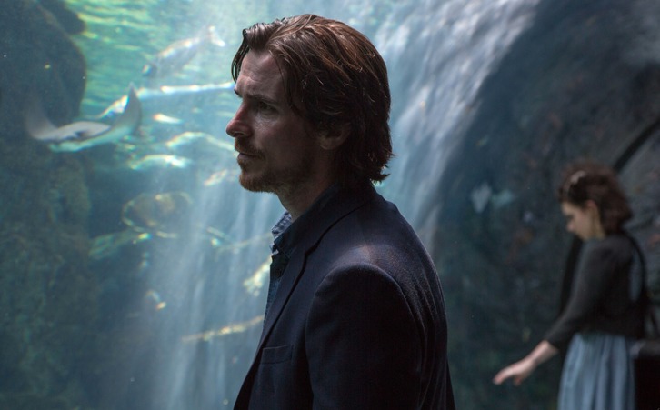 Christian Bale como un escritor de Hollywood con una existencia vacía. (NAIZ)