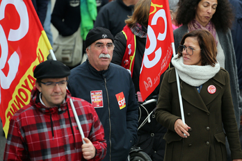 Cortejo de la CGT en una precedente movilización sindical en Baiona. (Bob EDME)
