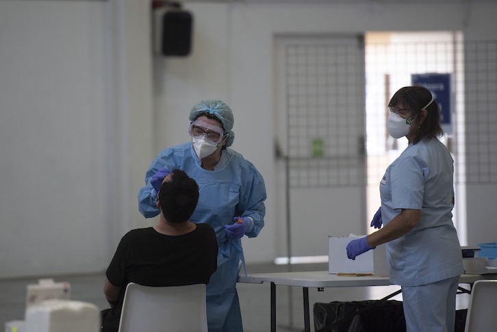 Pruebas PCR en Irun. (Gorka RUBIO | FOKU)