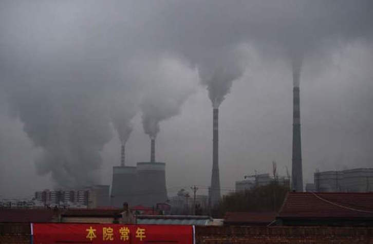 Planta de carbón en Datong, China, país que se ha comprometido a la neutralidad de carbono en 2060. (Greg BAKER/AFP)