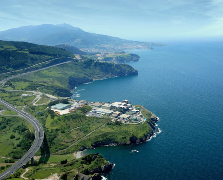 Planta de Derivados del Fluor en Ontón. (Google Maps)