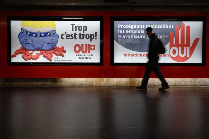 El “sí” a romper el acuerdo con la UE ha salido derrotado en el referéndum celebrado este domingo. (Fabrice COFFRINI | AFP)