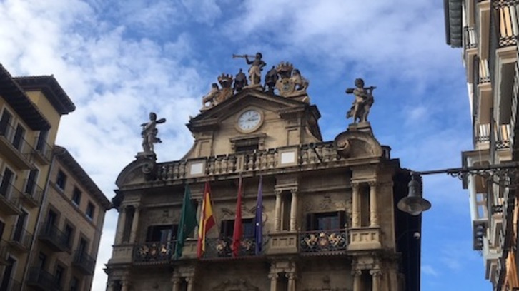 El Ayuntamiento de Iruñea ha actualizado su protocolo de actuación contra el acoso sexual.