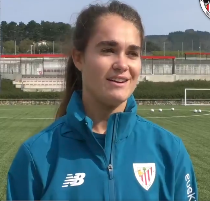 Naroa Uriarte se ha mostrado contenta con su renovación y ascenso. (ATHLETIC CLUB)