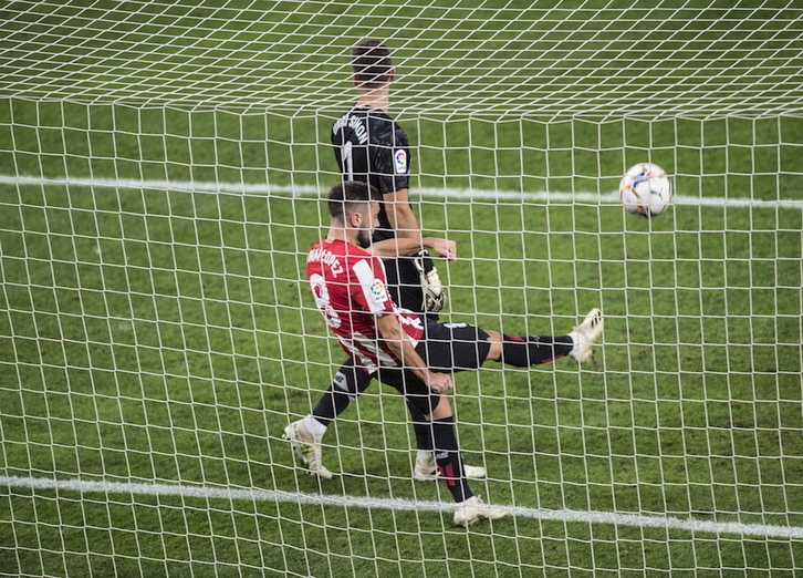 El gol en propia puerta de Unai López ha condenado al Athletic. (Marisol RAMIREZ / FOKU)