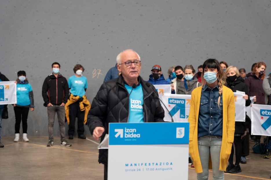 Rueda de prensa de los portavoces de Sare Joseba Azkarraga y Bego Atxa. (Gorka RUBIO/FOKU). Rueda de prensa de los portavoces de Sare Joseba Azkarraga y Bego Atxa. (Gorka RUBIO/FOKU).