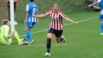 Monente celebra su primer gol con el Athletic, que debaja los tres puntos en Lezama. (Athletic Club)