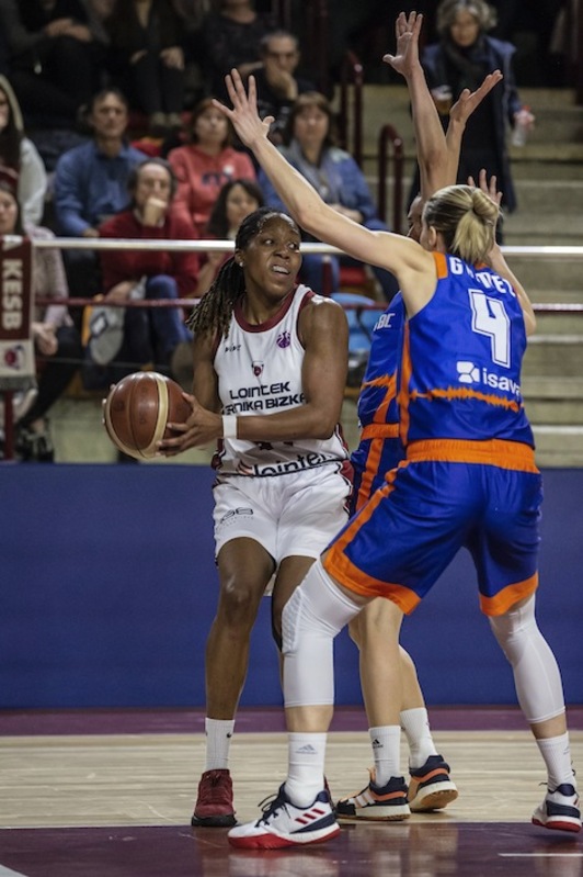 Dentro del desastre de Gernika Bizkaia, Margaret Roundtree ha sido la máxima anotadora. (Aritz LOIOLA / FOKU)